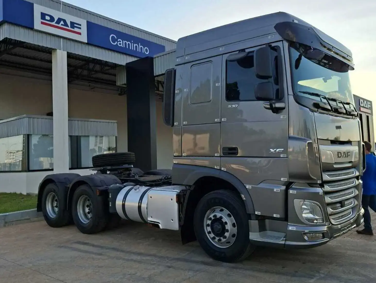 galeria DAF XF FTT 530 6x4