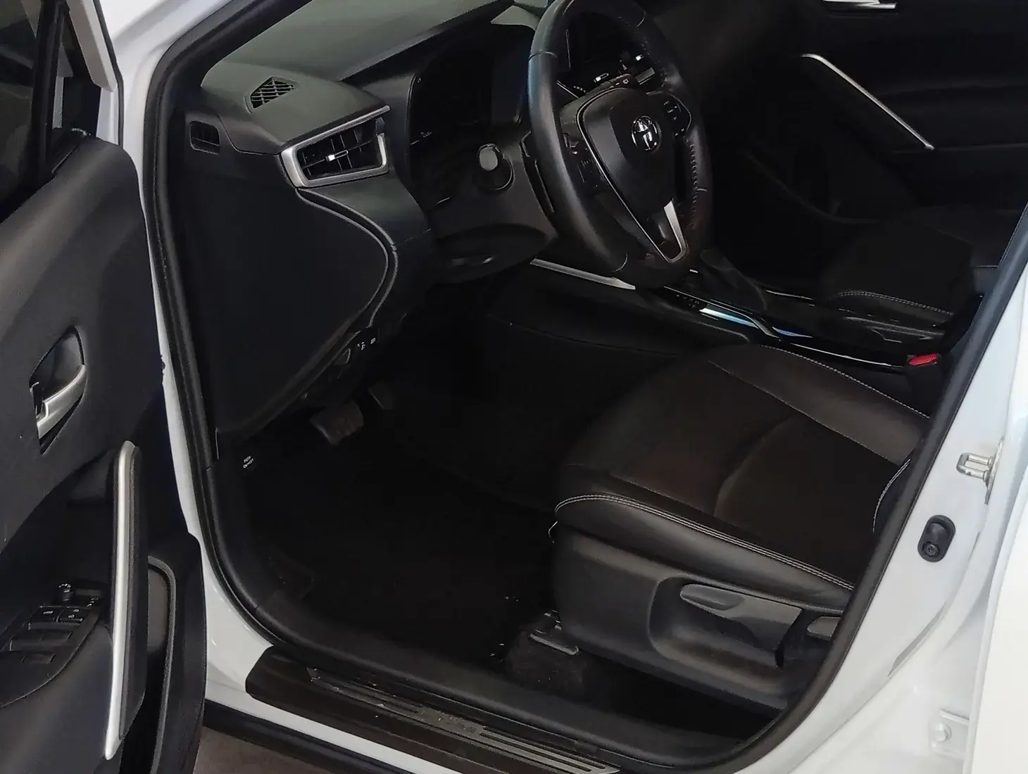 galeria COROLLA CROSS