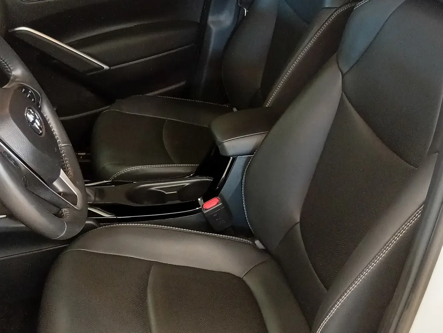 galeria COROLLA CROSS