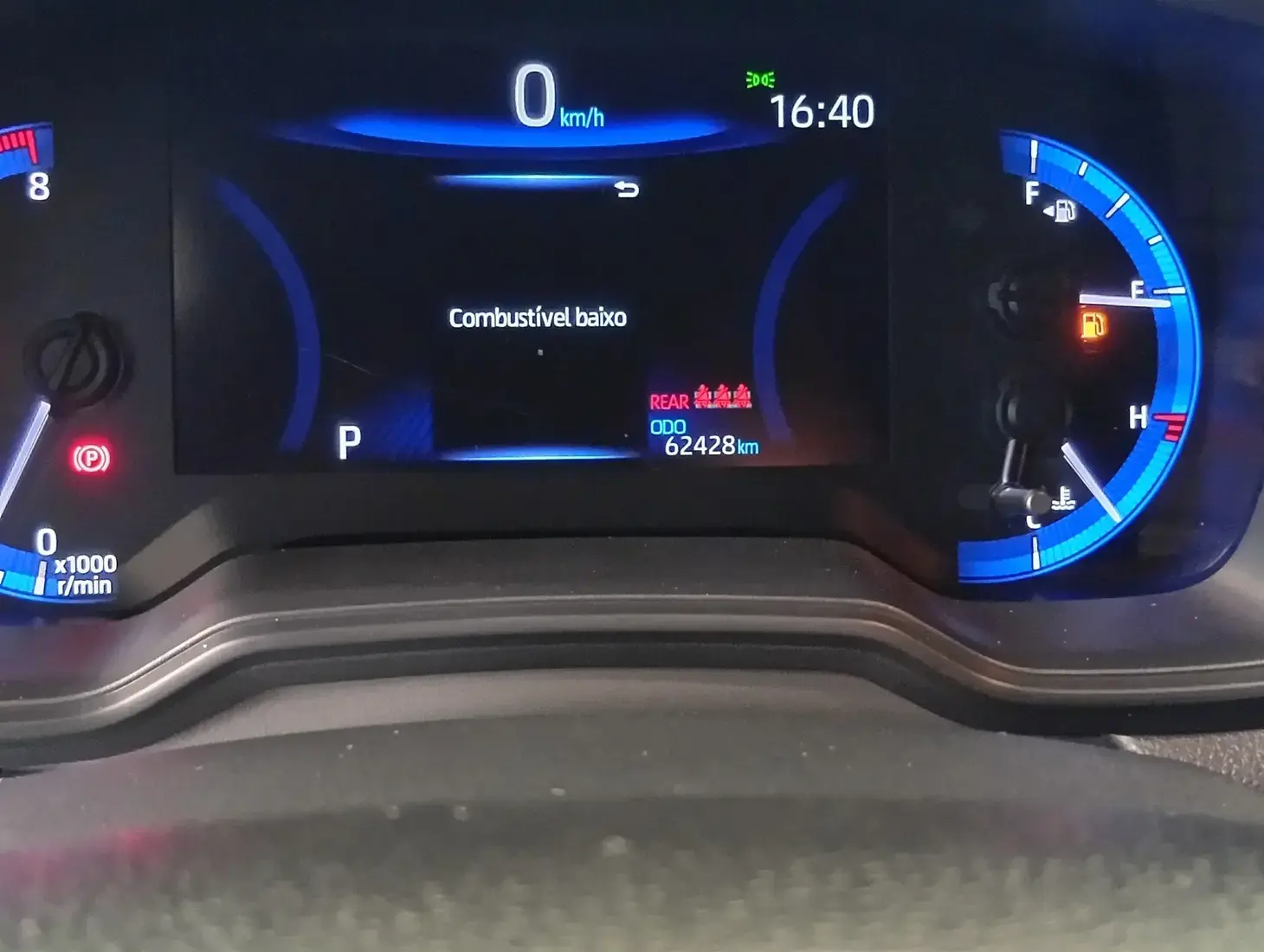 galeria COROLLA CROSS