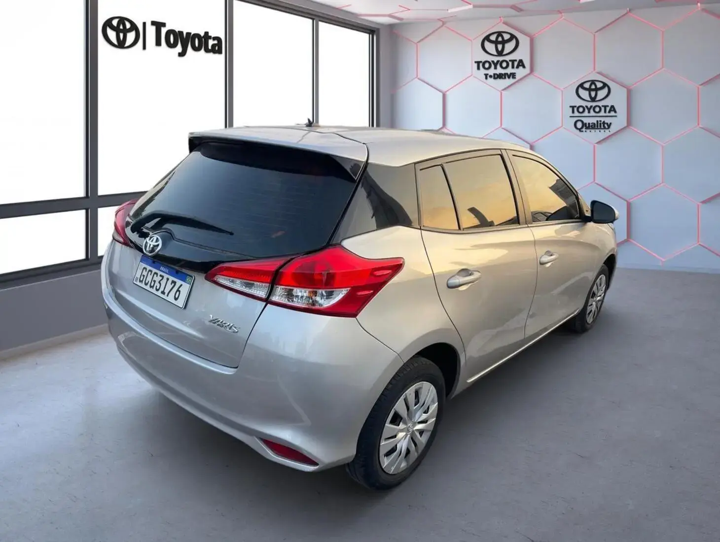 galeria Yaris