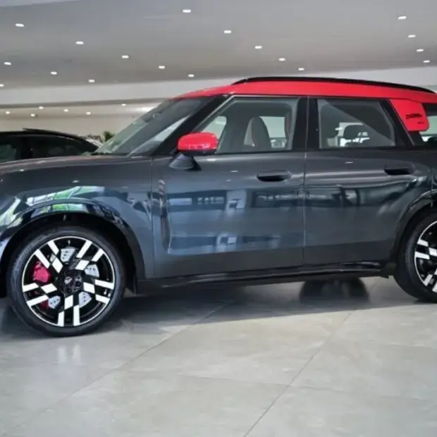 Mini Cooper Countryman SE ALL4 Top