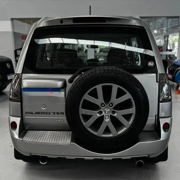 Mitsubishi PAJERO TR4 2.0 4X2 16V 140CV FLEX 4P AUTOMÁTICO