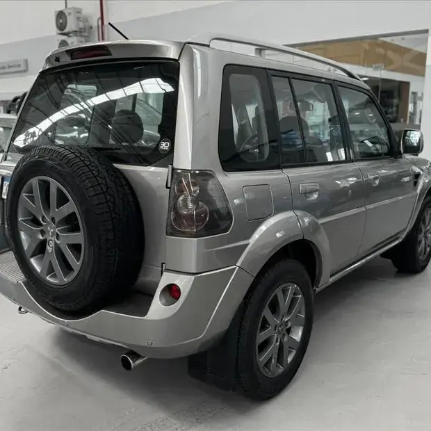 Mitsubishi PAJERO TR4 2.0 4X2 16V 140CV FLEX 4P AUTOMÁTICO