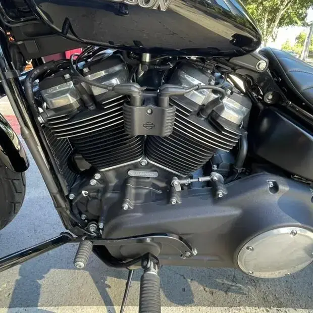 Harley Davidson Softail Street Bob