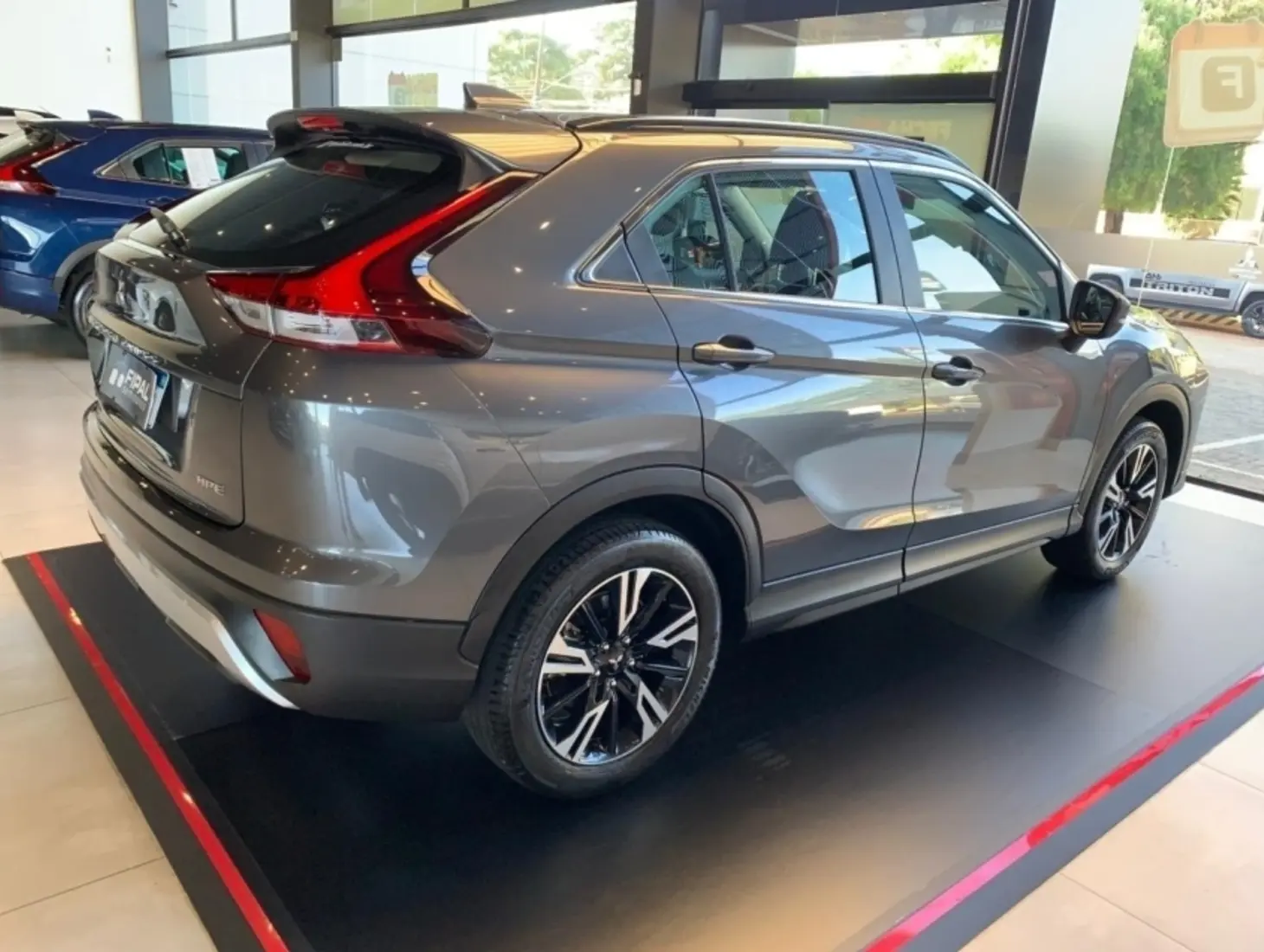 galeria ECLIPSE CROSS