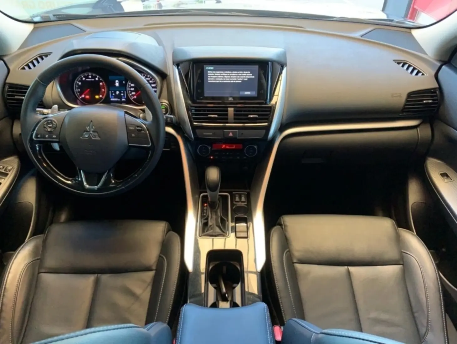 galeria ECLIPSE CROSS