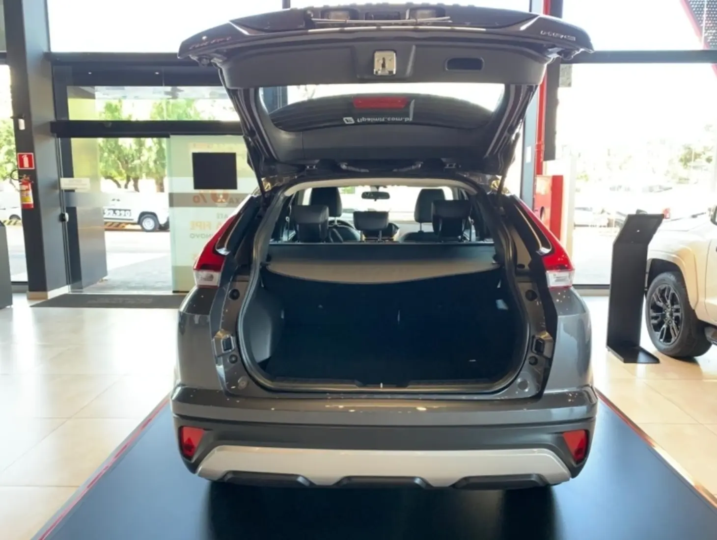 galeria ECLIPSE CROSS