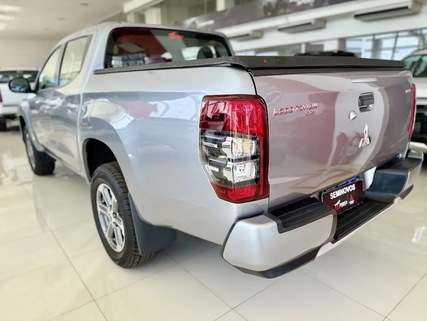 galeria L200 TRITON