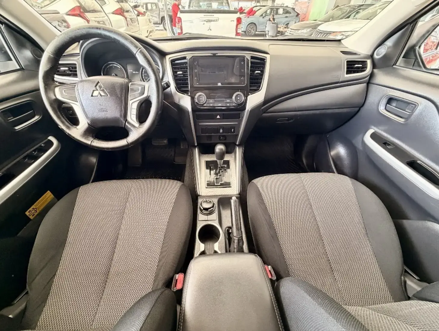 galeria L200 TRITON