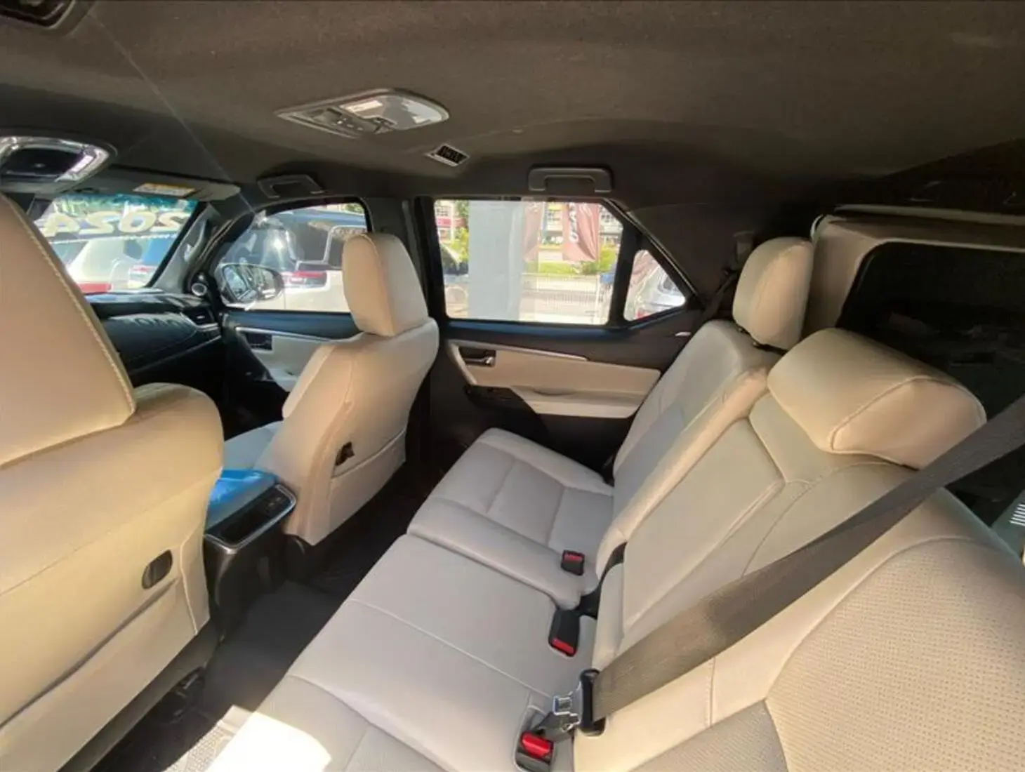 galeria HILUX SW4