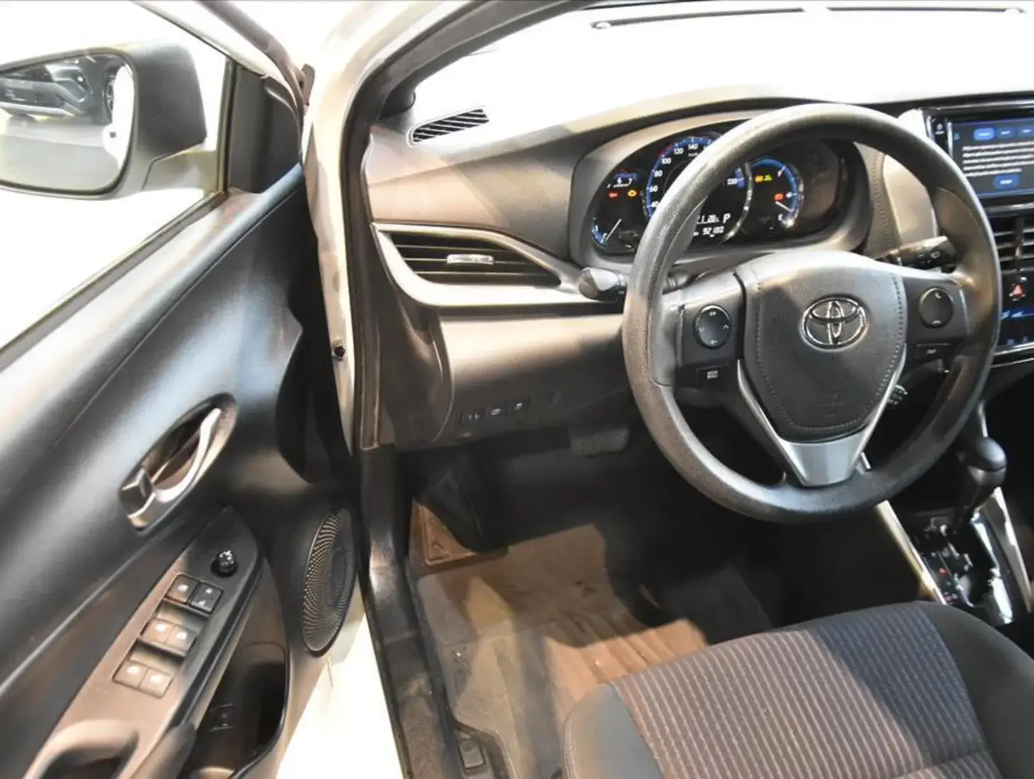 galeria YARIS