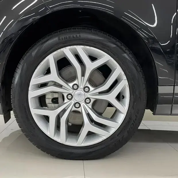 Land Rover Range Rover Evoque R-DYNAMIC SE AWD FLEX