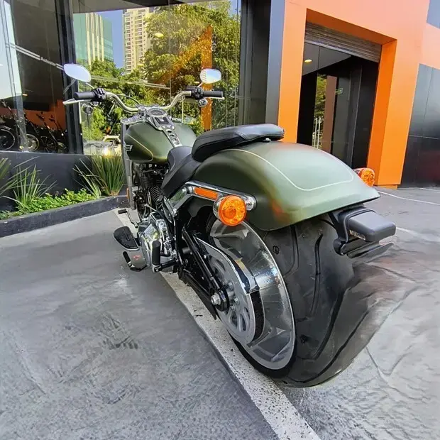 Harley Davidson Fat Boy FLFBS FAT BOY 114