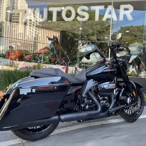 Harley Davidson Road King Special FLHRXS ROAD KING SPECIAL FLHRXS