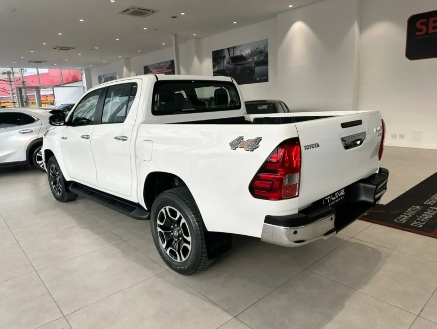 galeria HILUX