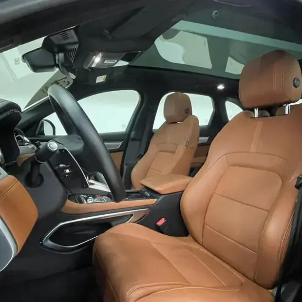 Jaguar F-Pace 2.0 R-Dynamic SE 404cv (Híbrido)