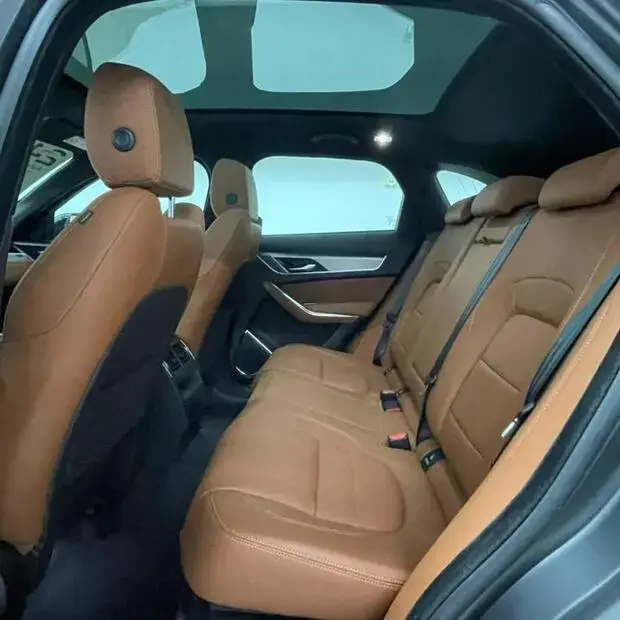 Jaguar F-Pace 2.0 R-Dynamic SE 404cv (Híbrido)