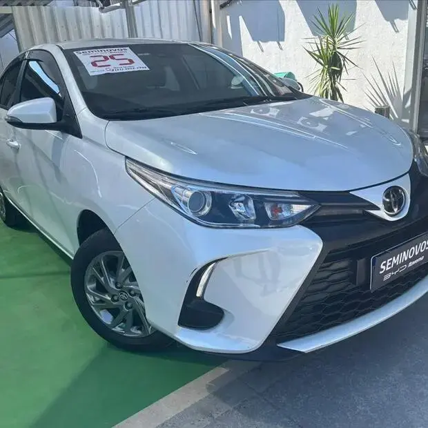 Toyota YARIS 1.5 16V FLEX SEDAN XS MULTIDRIVE