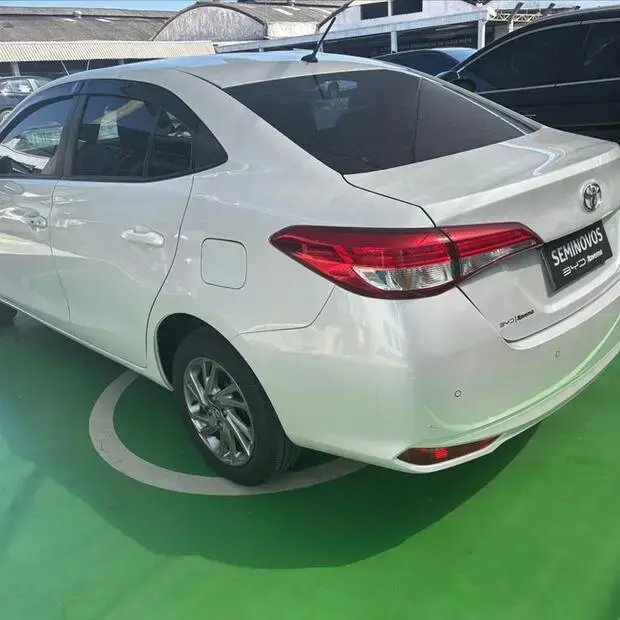 Toyota YARIS 1.5 16V FLEX SEDAN XS MULTIDRIVE