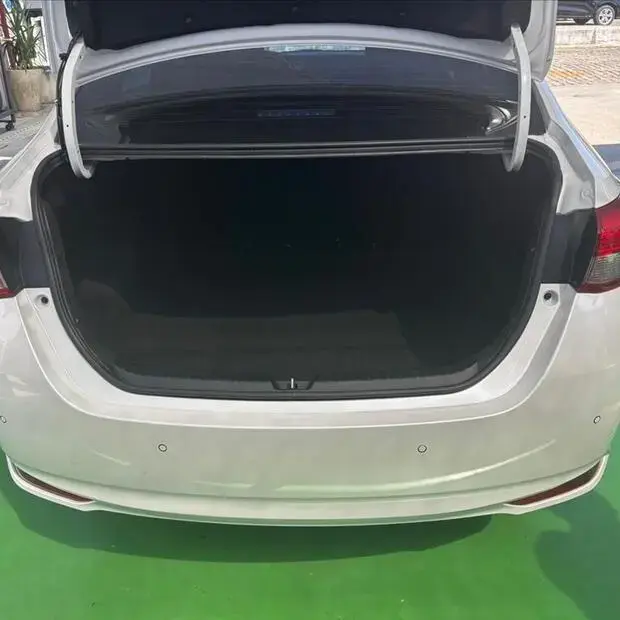 Toyota YARIS 1.5 16V FLEX SEDAN XS MULTIDRIVE