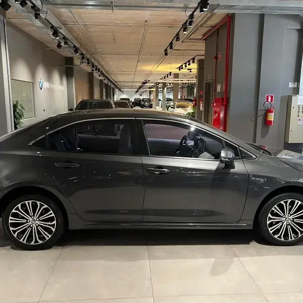 Toyota Corolla Altis Hybrid Premium 1.8 Flex