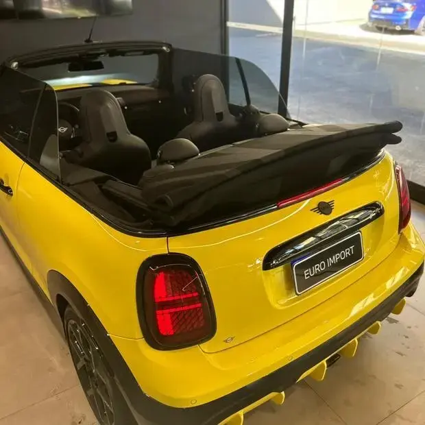Mini John Cooper Works Cabrio 2.0