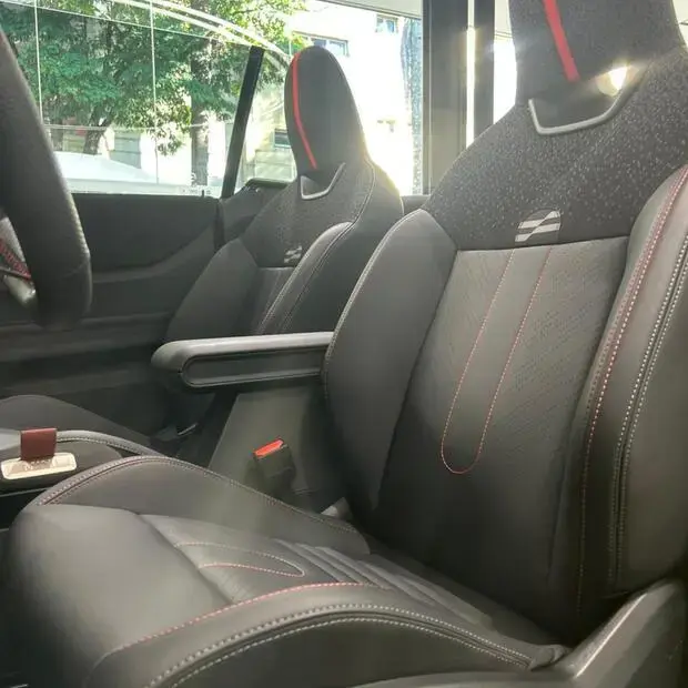 Mini John Cooper Works Cabrio 2.0