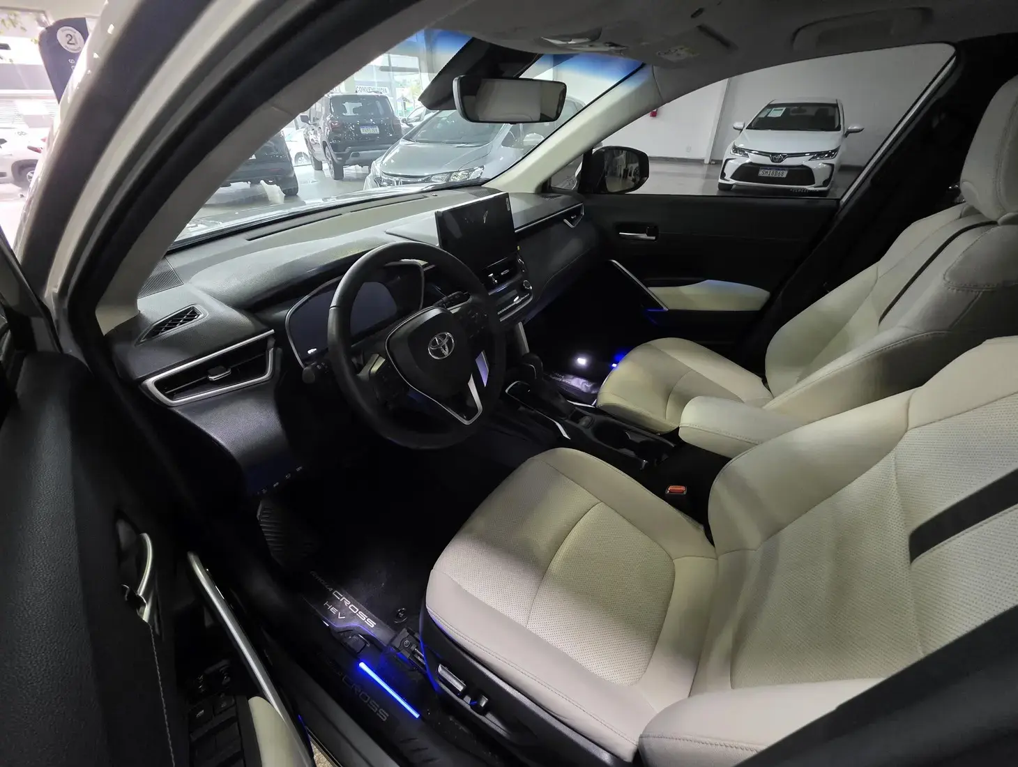 galeria COROLLA CROSS