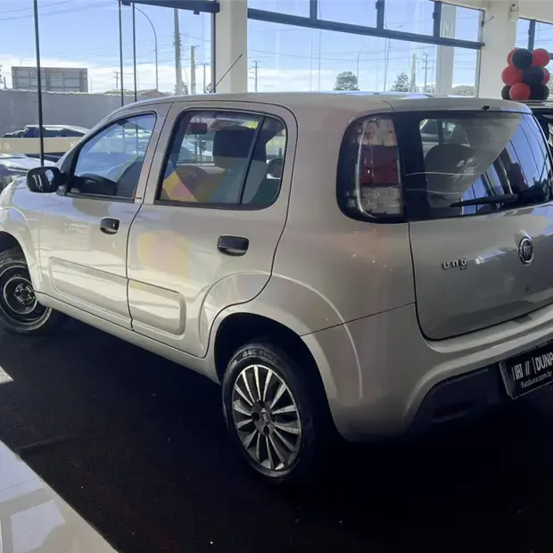 Fiat UNO 1.0 EVO ATTRACTIVE 8V FLEX 4P MANUAL