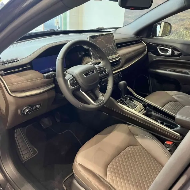 Jeep COMMANDER 1.3 T270 TURBO FLEX OVERLAND AT6