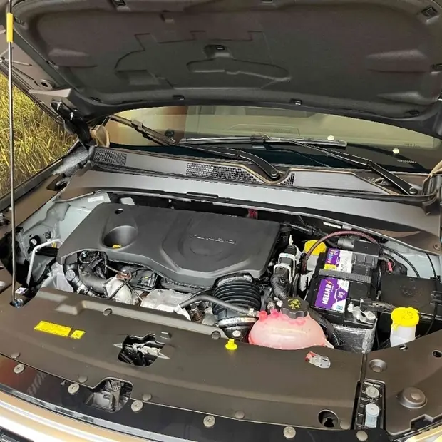 Jeep COMMANDER 1.3 T270 TURBO FLEX OVERLAND AT6