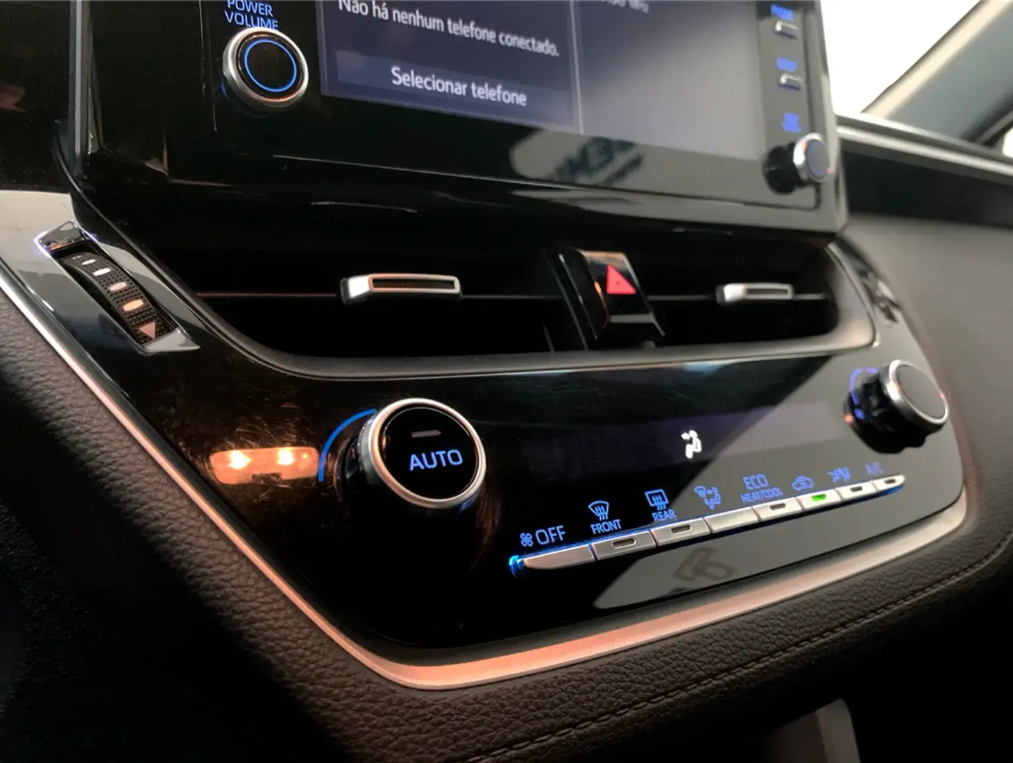 galeria COROLLA CROSS