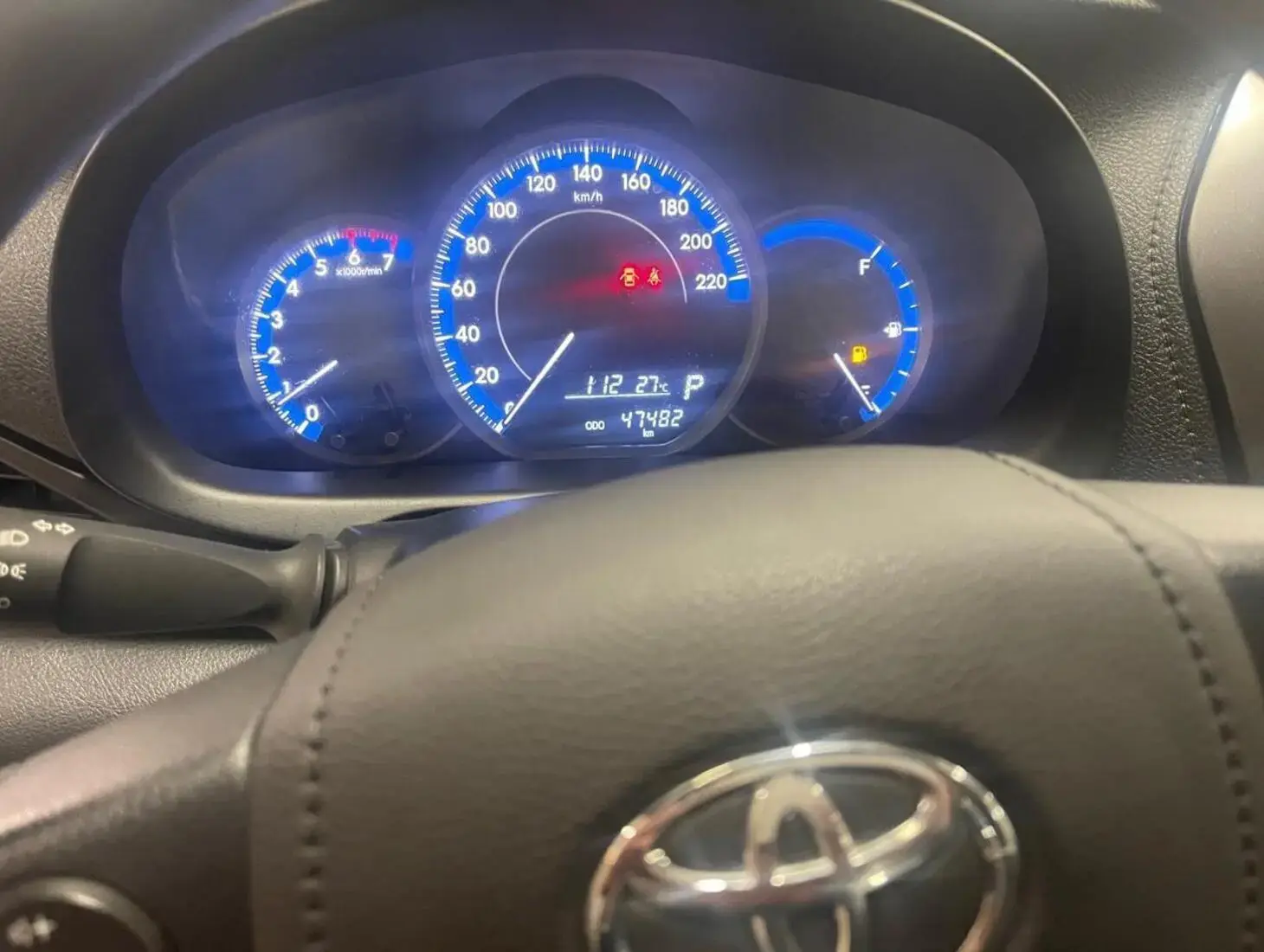 galeria Yaris Sedan