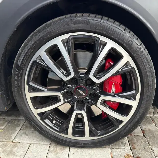 Mini John Cooper Works John Works 2.0 Turbo 3p Aut.