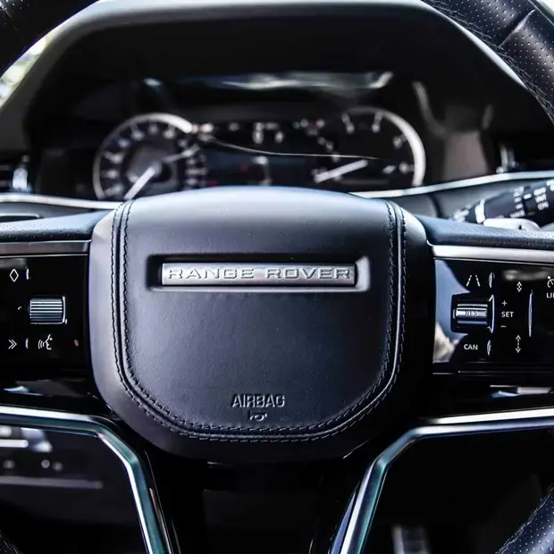 Land Rover Range Rover Evoque HSE R-Dynamic 2.0 P250 AWD (Aut)