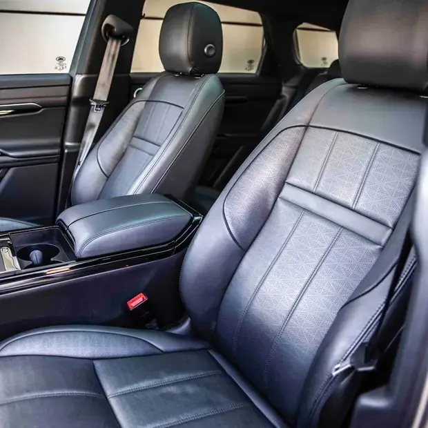 Land Rover Range Rover Evoque HSE R-Dynamic 2.0 P250 AWD (Aut)