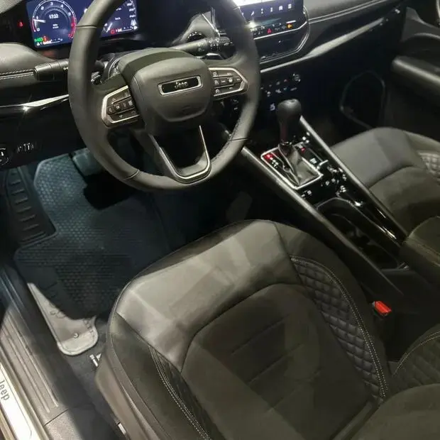 Jeep Compass Blackhawk