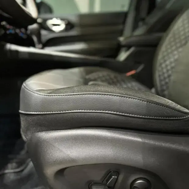 Jeep Compass Blackhawk