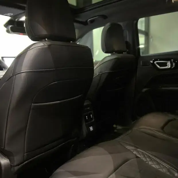 Jeep Compass Blackhawk