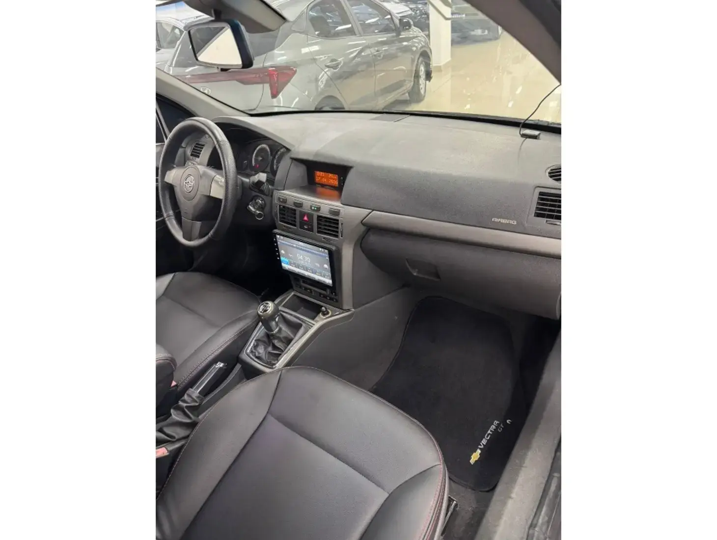 galeria VECTRA HATCH