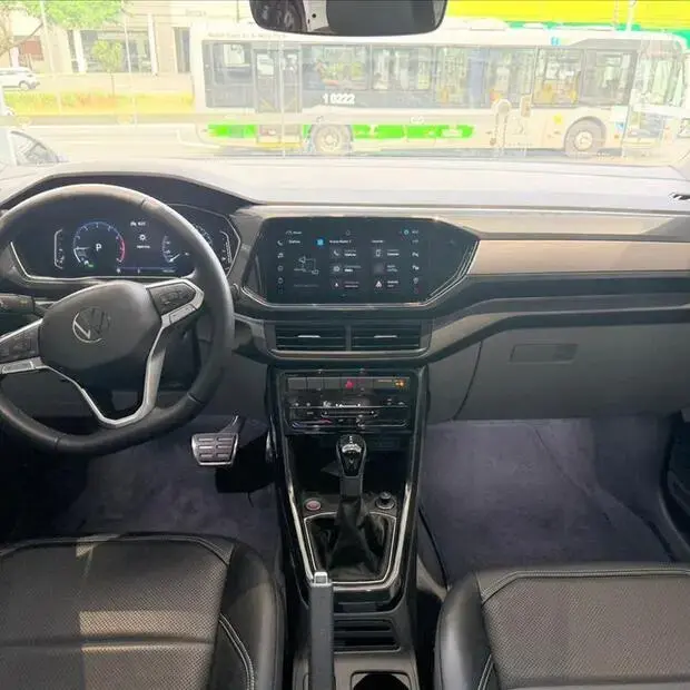 Volkswagen T-CROSS 1.4 250 TSI TOTAL FLEX HIGHLINE AUTOMÁTICO