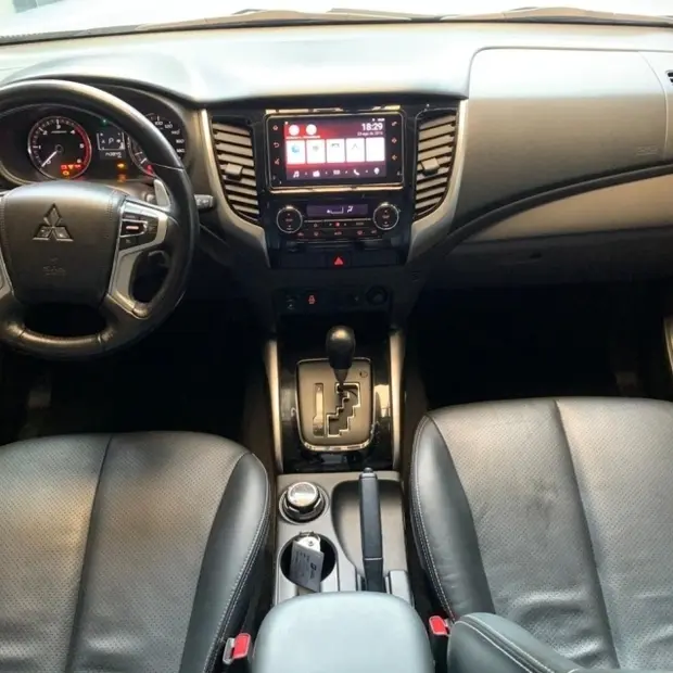 Mitsubishi L200 TRITON 2.4 16V TURBO DIESEL SPORT HPE-S CD 4P 4X4 AUTOMÁTICO