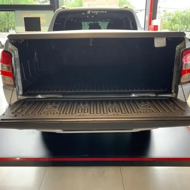 Mitsubishi L200 TRITON 2.4 16V TURBO DIESEL SPORT HPE-S CD 4P 4X4 AUTOMÁTICO