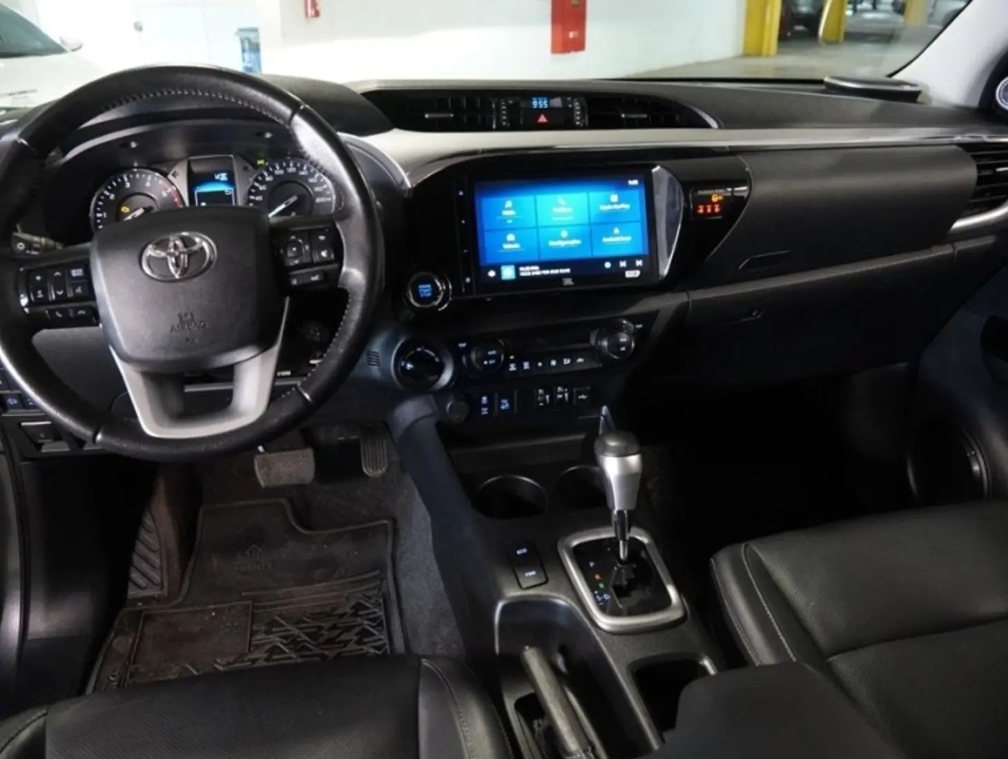 galeria HILUX