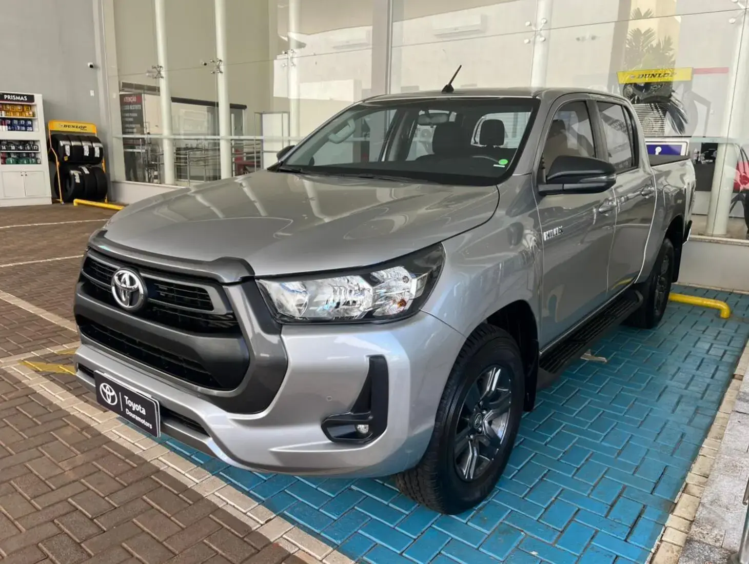 galeria HILUX SR 4X4 2.8
