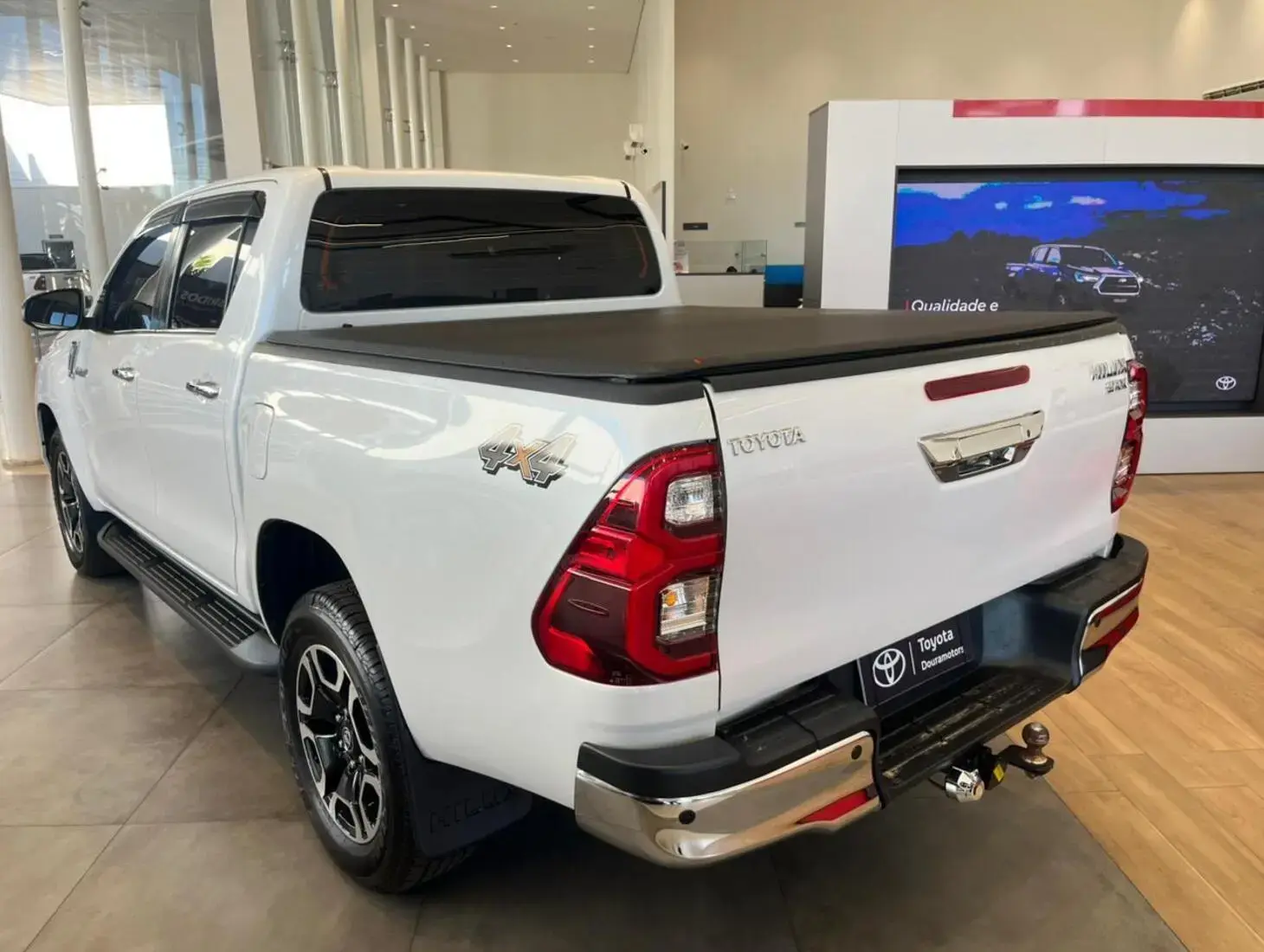 galeria HILUX SRV 4X4 2.8
