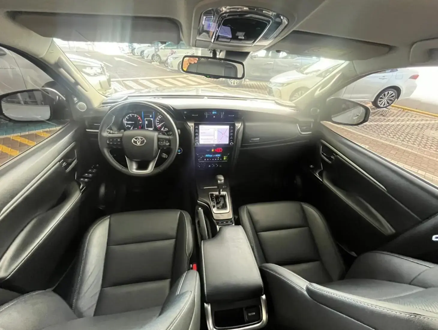 galeria SW4 SRX 7 LUGARES 2.8 4X4