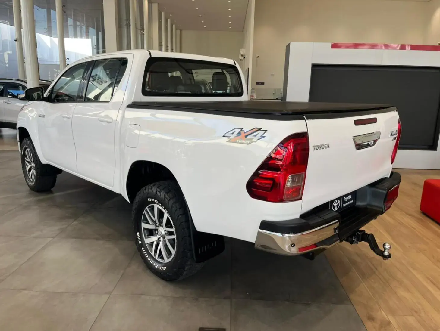 galeria HILUX SRV 4X4 2.8
