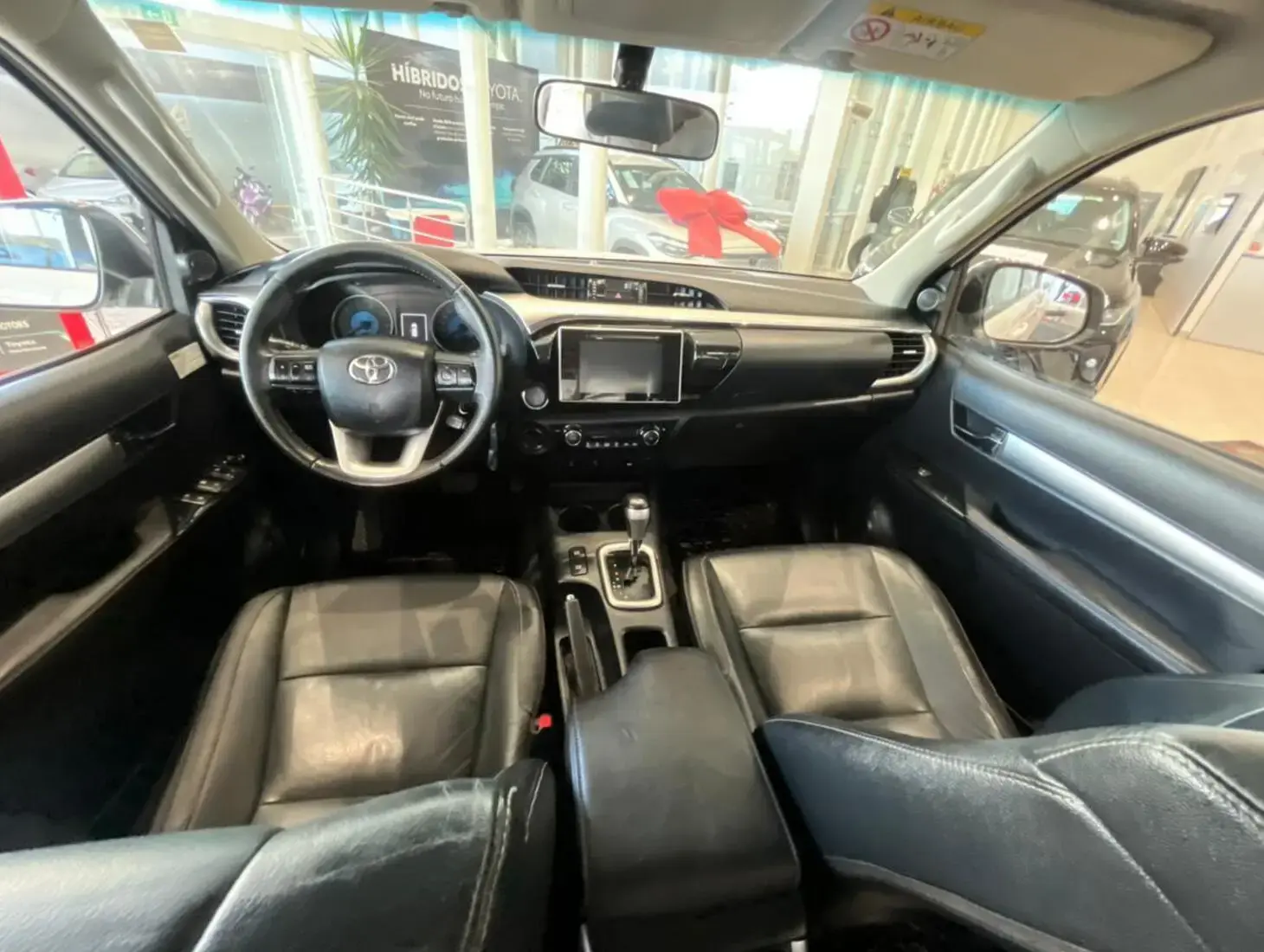 galeria HILUX SRV 4X4 2.8